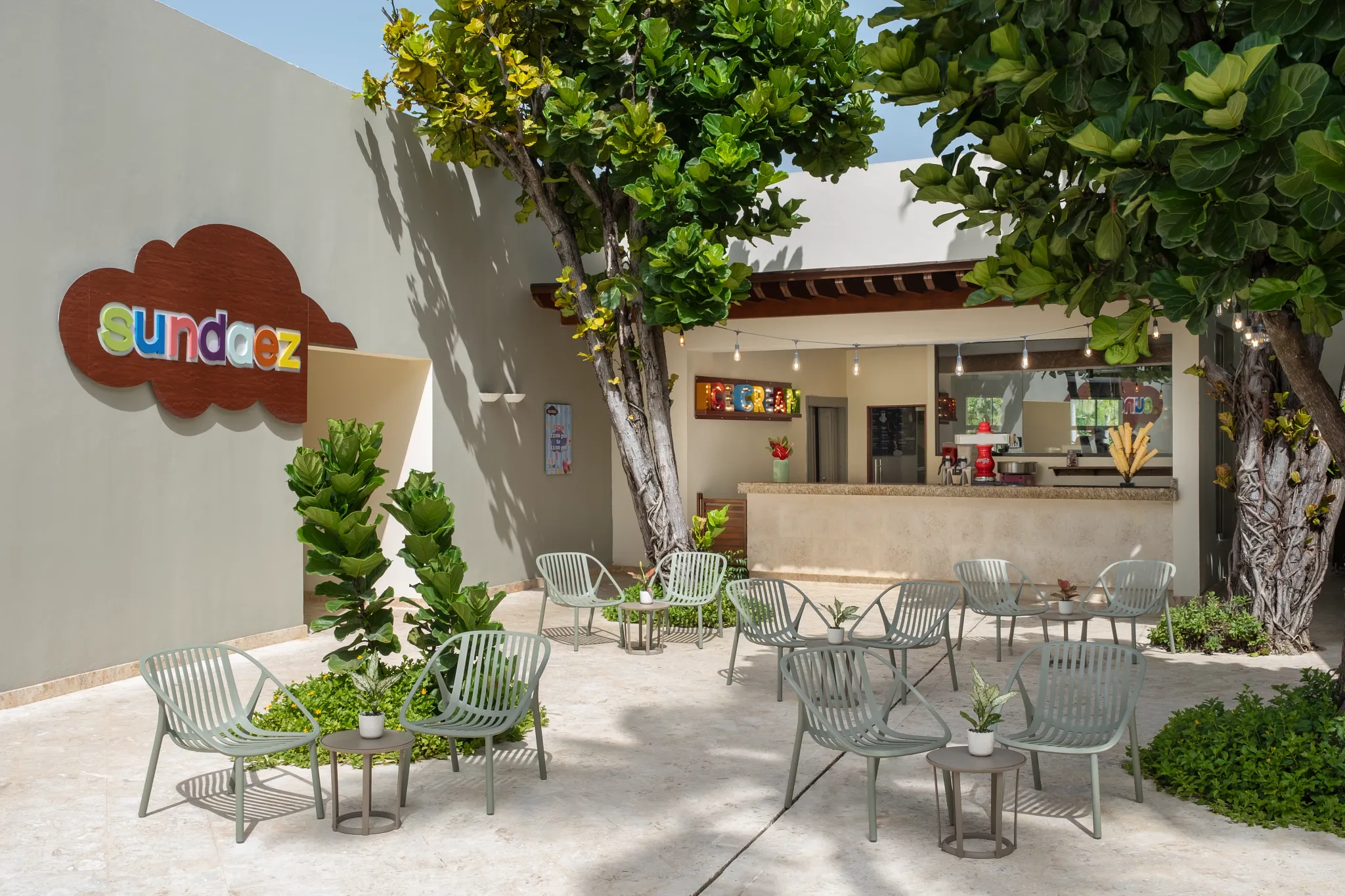 Sundaez ice cream parlor at Dreams Royal Beach Punta Cana featuring colorful frozen treats, pastries, and a fun dessert shop atmosphere.